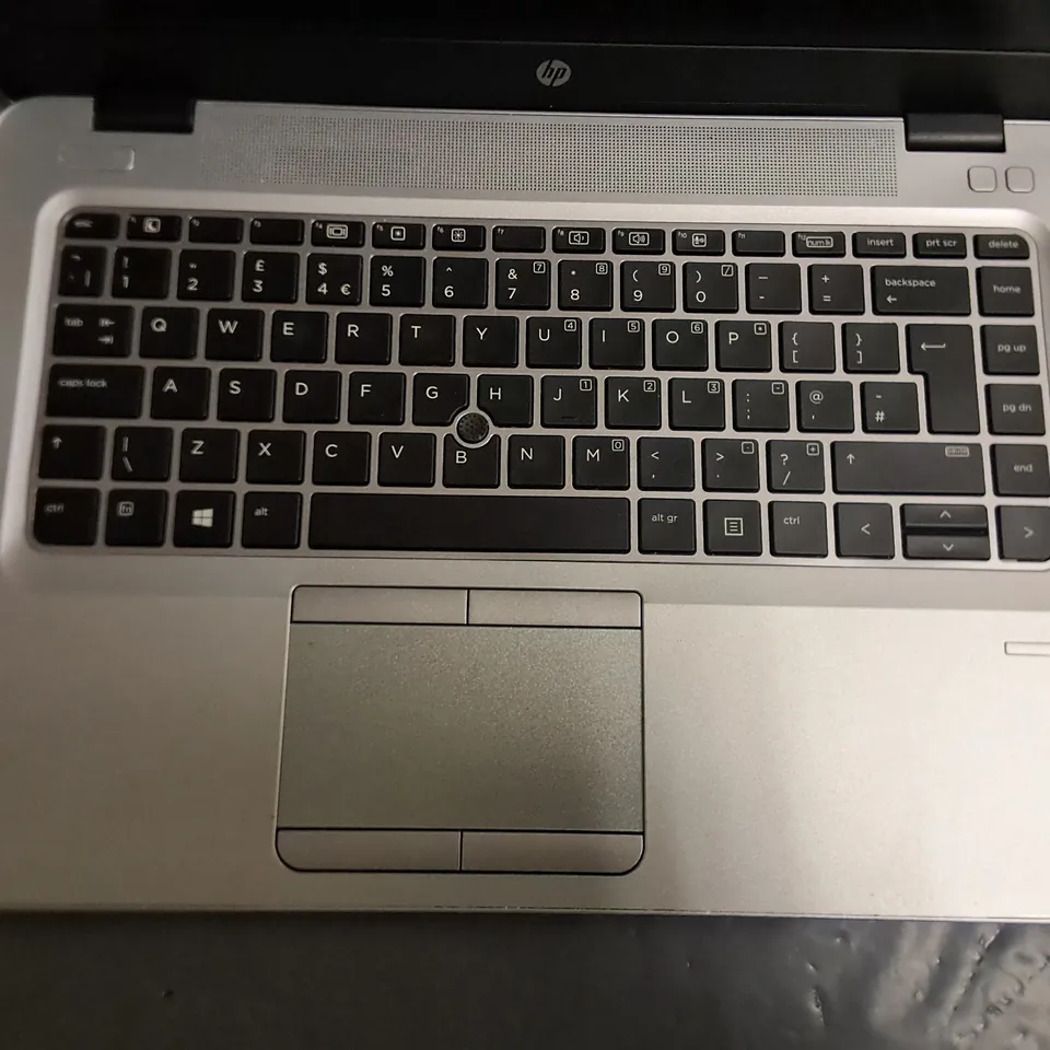 UNBOXED HP LAPTOP IN SILVER