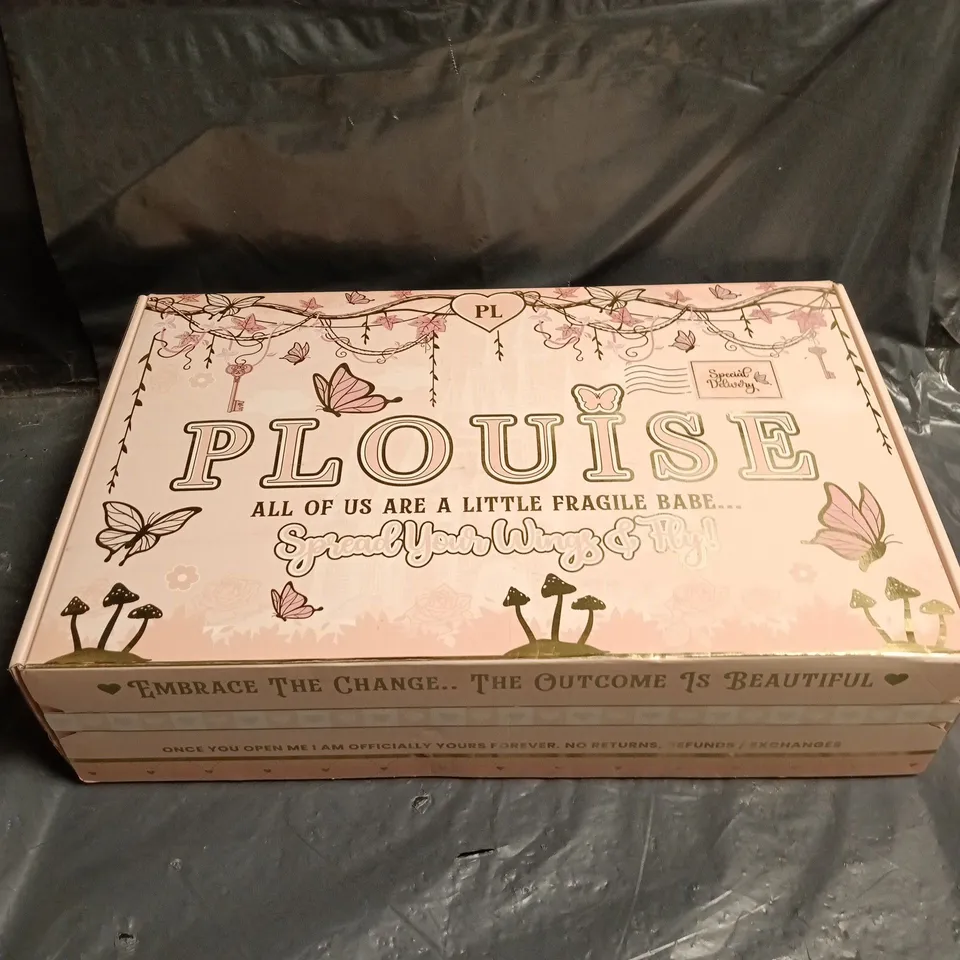 SEALED P.LOUISE BLIND BOX BEAUTY SET 