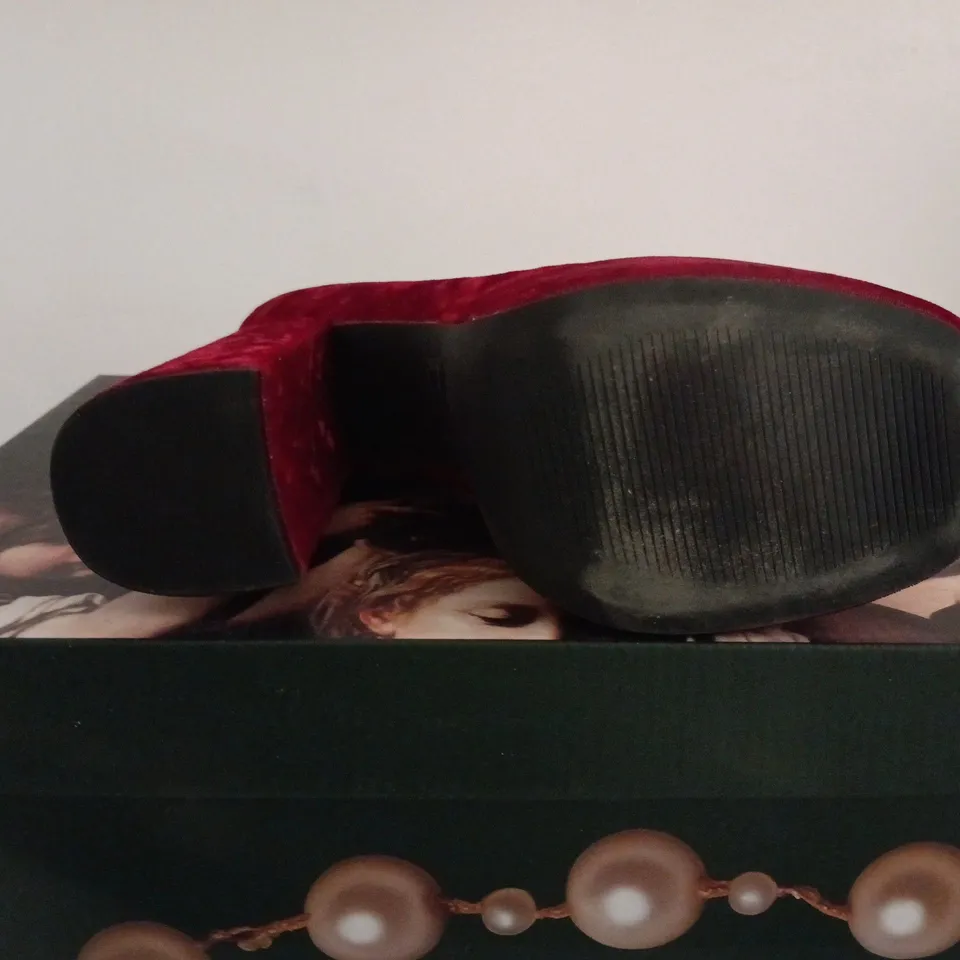 BOXED PAIR OF THE SIX SHADOWS HEELED BOOTS – RED VELVET, UK 6