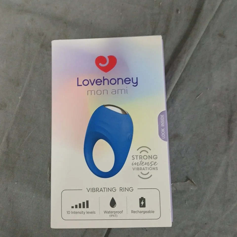 LOVEHONEY MON AMI VIBRATING RING – BOXED