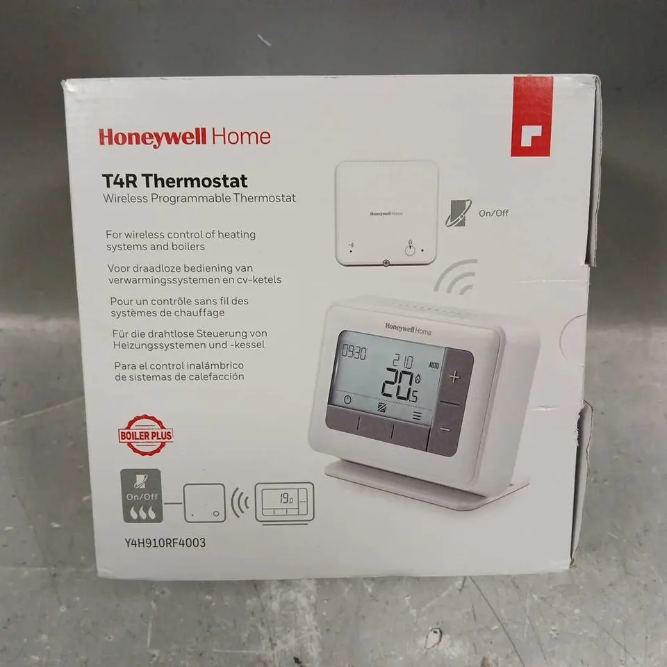 BOXED HONEYWELL HOME T4R THERMOSTAT