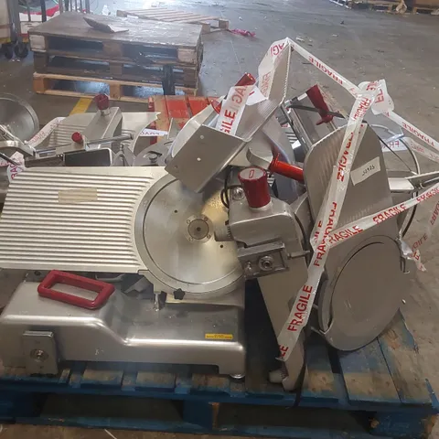 PALLET CONTAINING A LARGE QUANTITY OF BERKEL MEAT SLICER PARTS