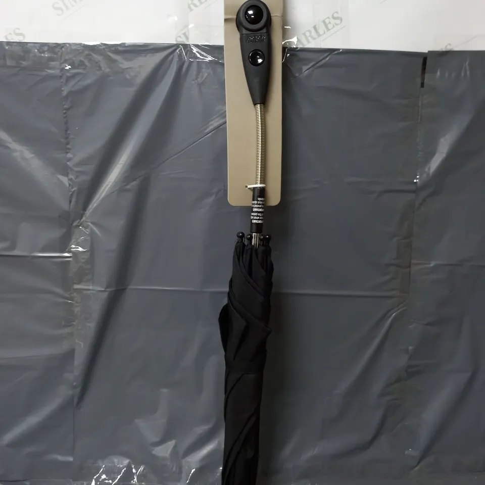 MAMAS & PAPAS UNIVERSAL PARASOL IN BLACK