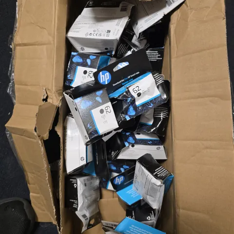 BOX OF APPROXIMATELY 20 HP BLACK ORIGINAL INK CARTRIDGE (62)