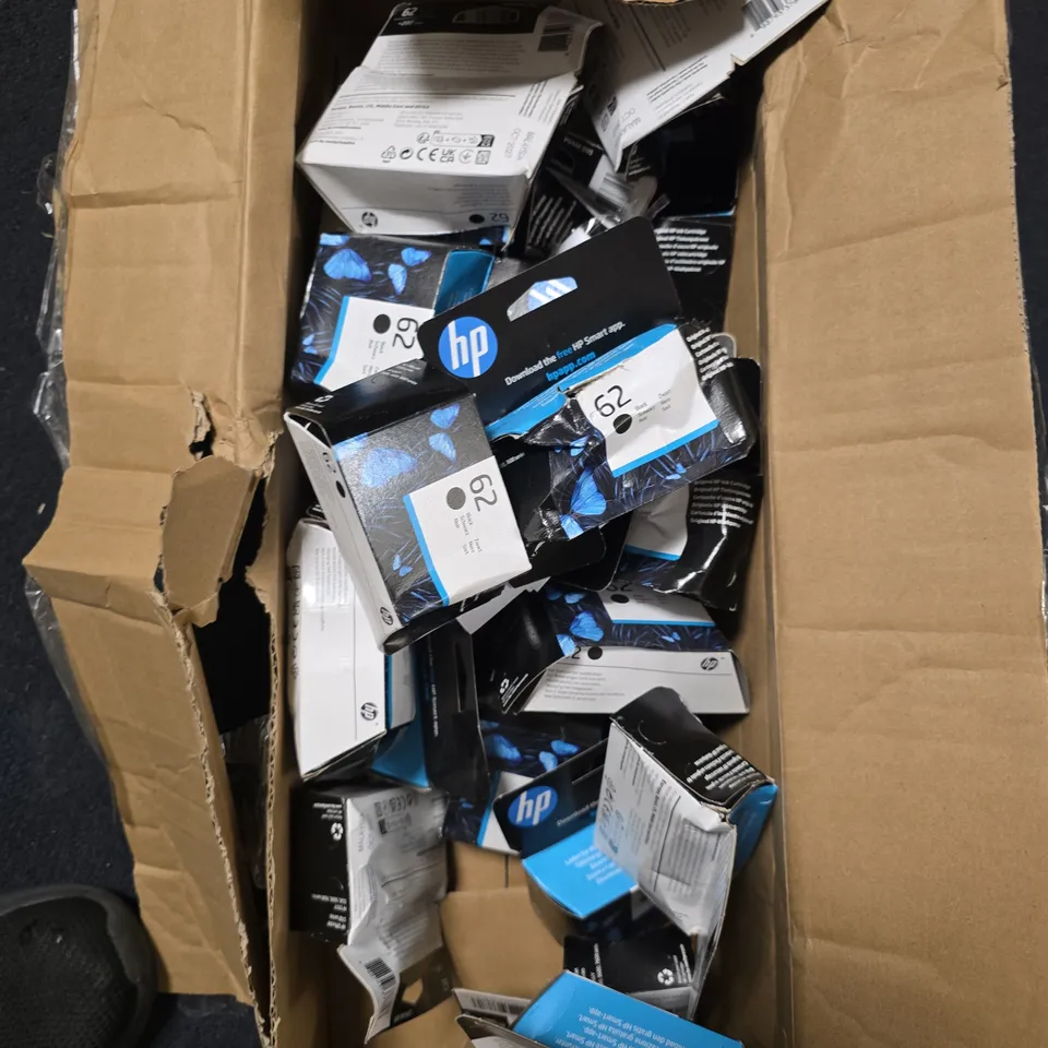 BOX OF APPROXIMATELY 20 HP BLACK ORIGINAL INK CARTRIDGE (62)
