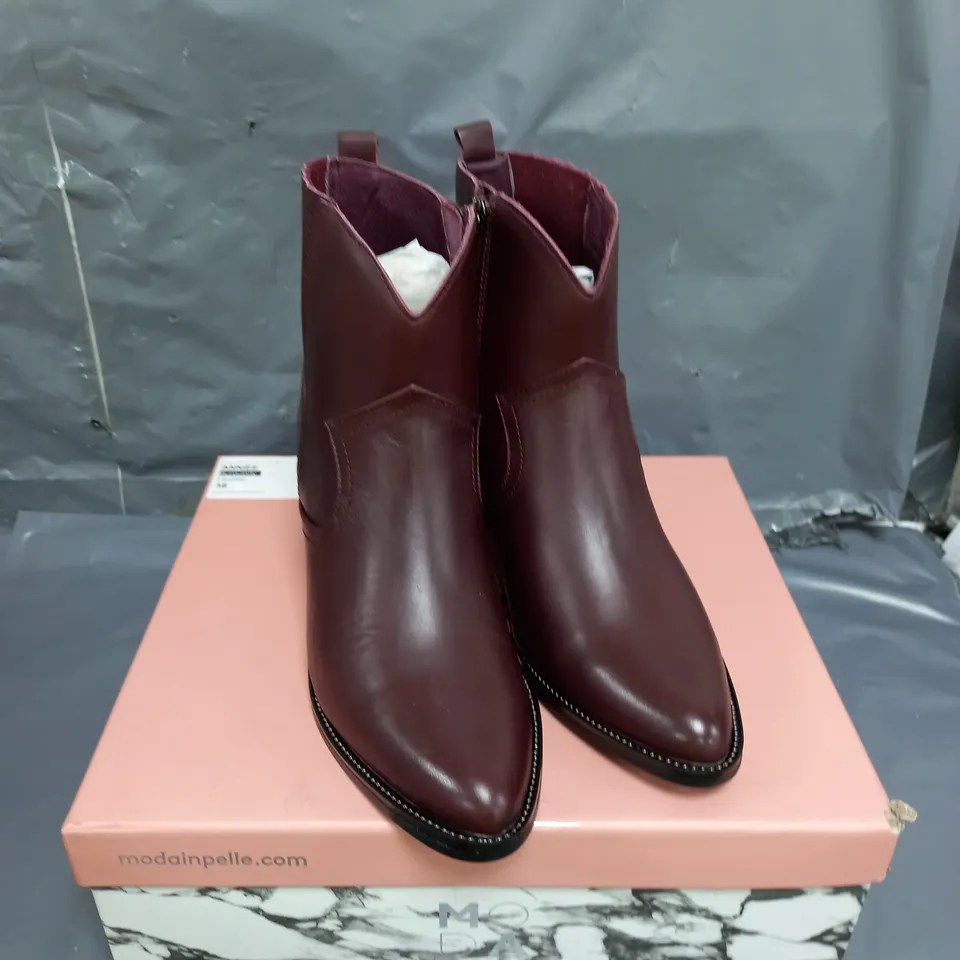 MODA IN PELLE ANNIEE BURGUNDY ANKLE BOOTS SIZE 5