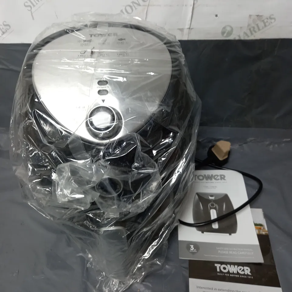 BOXED TOWER AIR FRYER IN BLACK 4.3L