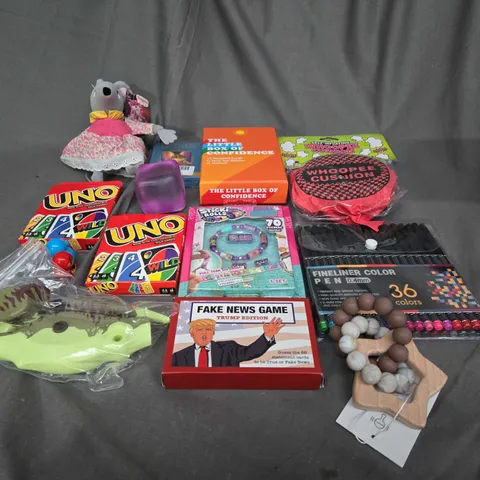 LOT OF ASSORTED TOYS AND GAMES TO INCLUDE WHOOPEE CUSHION, FINELINER COLOR PENS AND UNO CARDS