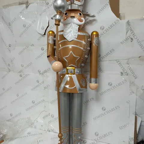 INLIT GIANT NUTCRACKER GOLD/SILVER - COLLECTION ONLY