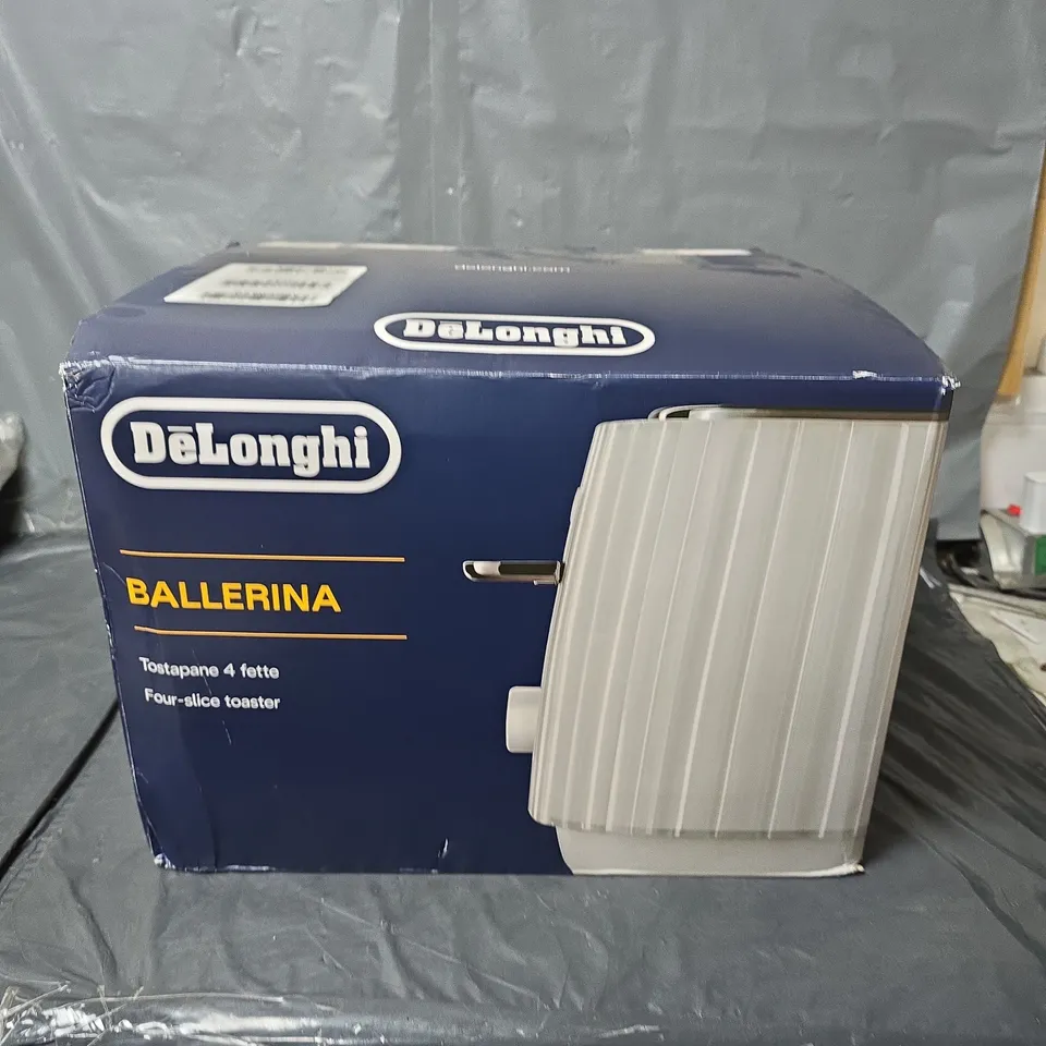 DELONGHI BALLERINA 4 SLICE TOASTER
