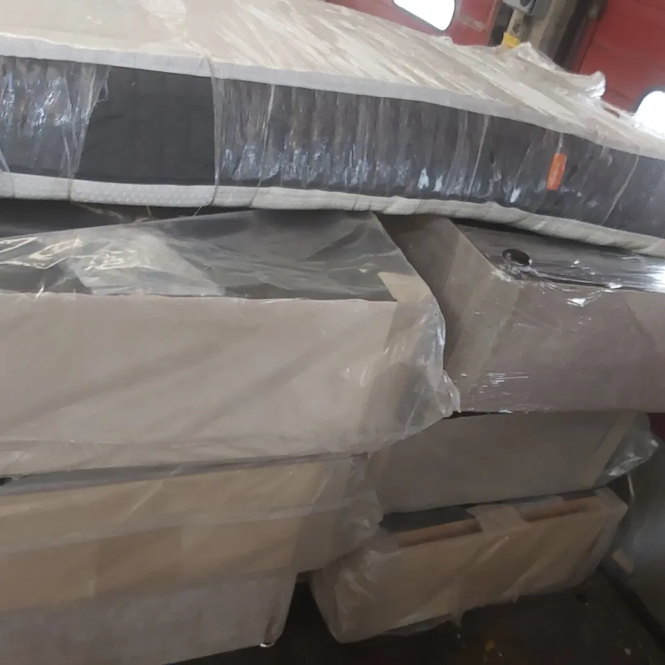 PALLET CONTAINING APPROXIMATELY 6x DIVAN BASE PARTS, 2x MATTRESSES