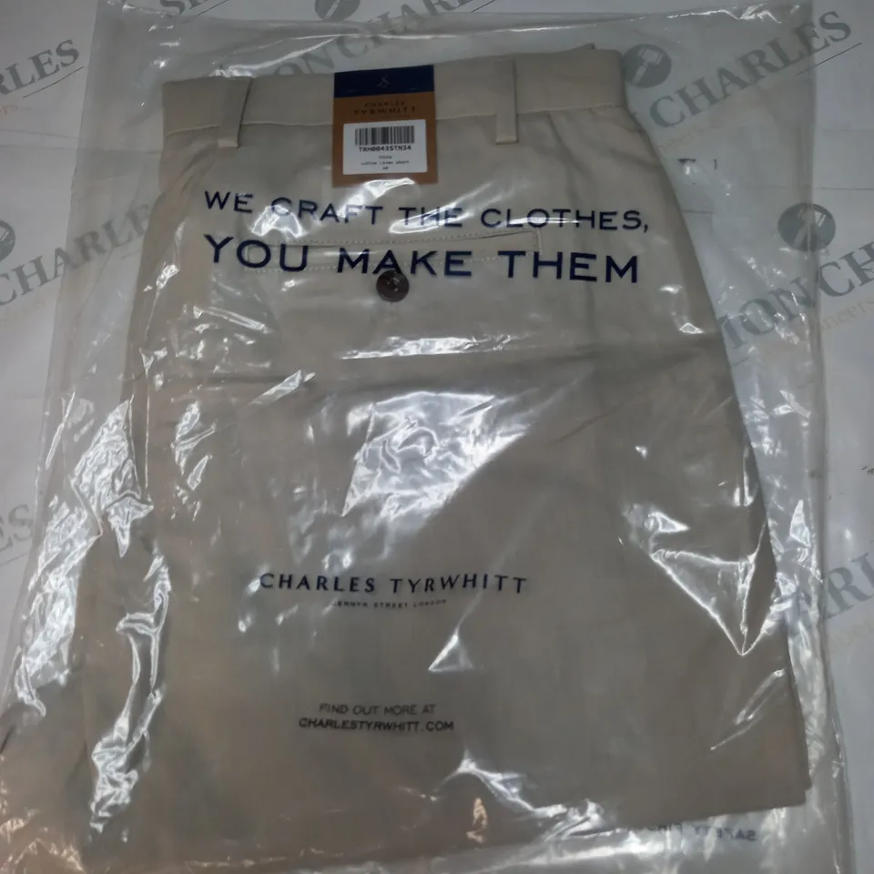 BAGGED CHARLES TYRWHITT COTTON LINEN SHORTS SIZE 34