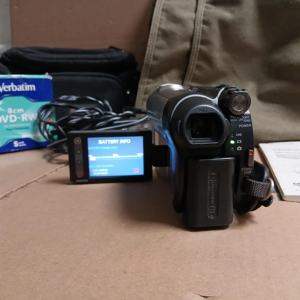 SONY HANDYCAM DCR-DVD106E CAMCORDER WITH 40X OPTICAL ZOOM
