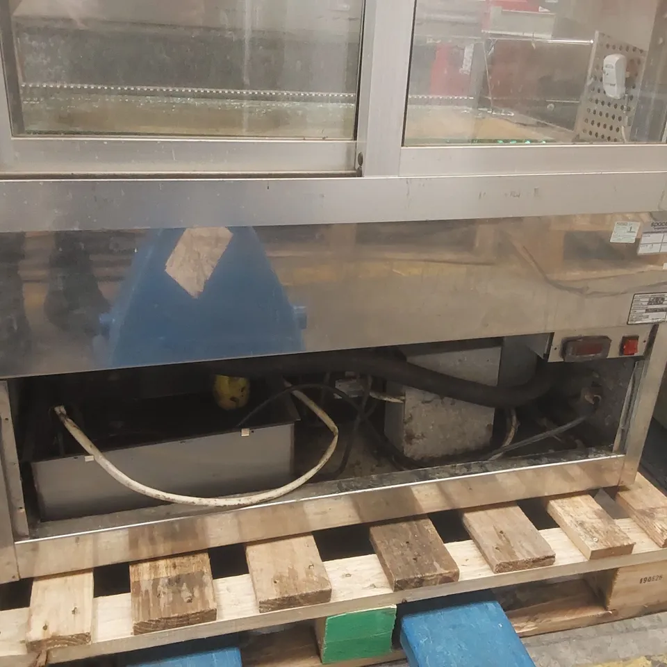 FROSTECH C-P75/100 CHILLED PATISSERIE DISPLAY AND SELF-SERVICE MULTIDECK FRIDGE