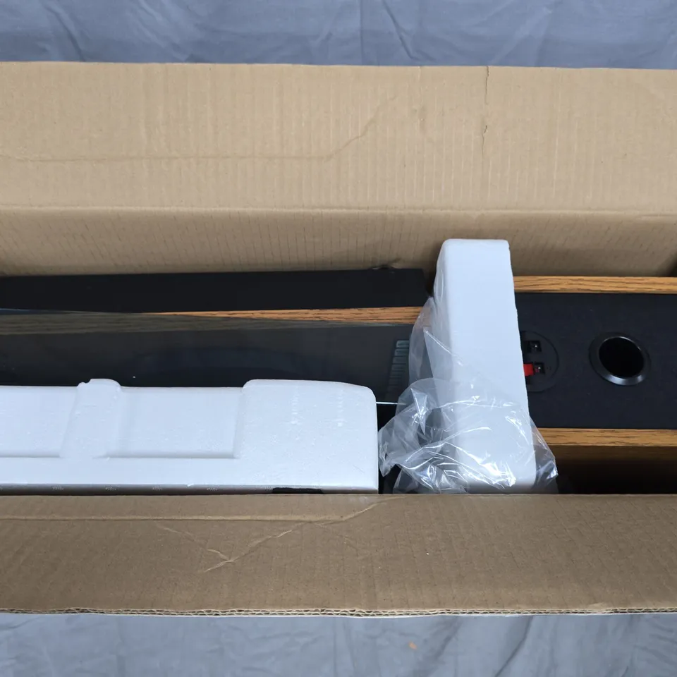 LENCO LS-300WD (V2) TURNTABLE WITH MMC CARTRIDGE, BLUETOOTH & WOODEN SPEAKERS – BOXED