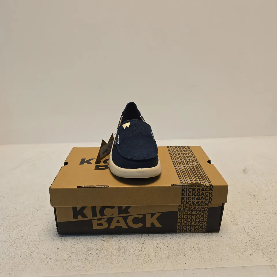 RIZZO LINEN NAVY SLIP-ON SHOES – UK 6 (EU 39) BY KICKBACK