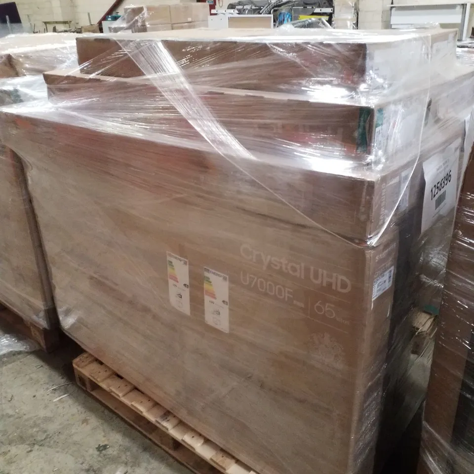 PALLET CONTAINING APPROXIMATELY 10 ASSORTED DAMAGED TVS