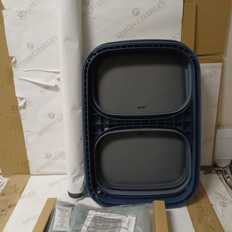 JOSEPH JOSEPH TOTA 90-LITRE LAUNDRY SEPARATION BASKET