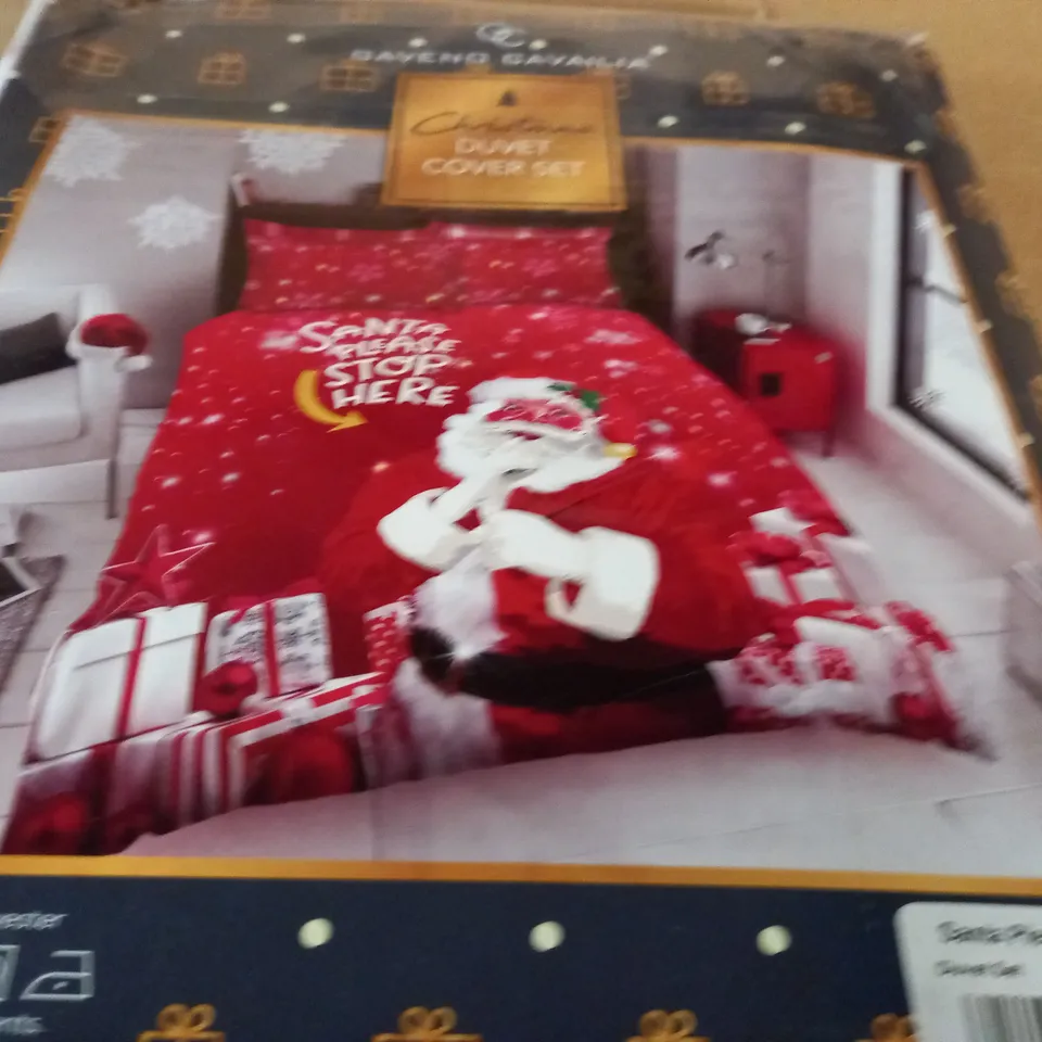 GAVEND CAVAILIA SANTA PLEASE STOP HERE KING DUVET SET