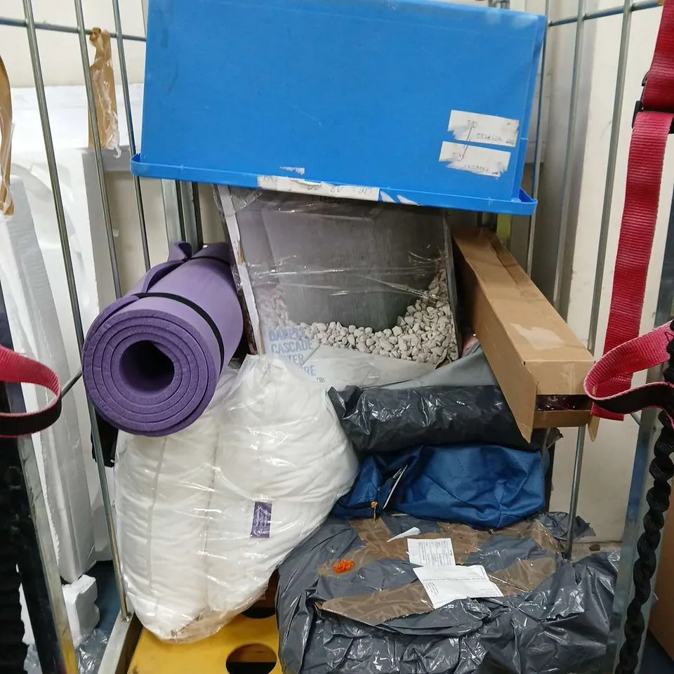 CAGE OF APPROXIMATELY 5 ASSORTED HOUSEHOLD ITEMS TO INCLUDE WATER FEATURE, SOUL SMART YOGA MAT, ETC - COLLECTION ONLY