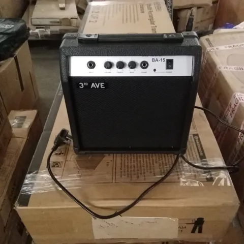 BOXED 3RD AVENUE BA-15 15W COMBO BASS GUITAR PRACTICE AMPLIFIER - BLACK