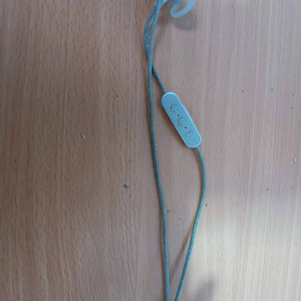 DESIGNER WIRELESS HEADPHONES 