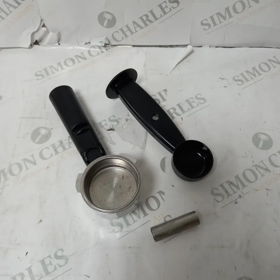 BOXED COOK'S ESSENTIALS PUMP ESPRESSO COFFEE MACHINE