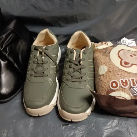 BOX OF APPROXIMATELY 15 ASSORTED PAIRS OF SHOES AND FOOTWEAR ITEMS IN VARIOUS COLOURS, STYLES, AND SIZES - COLLECTION ONLY