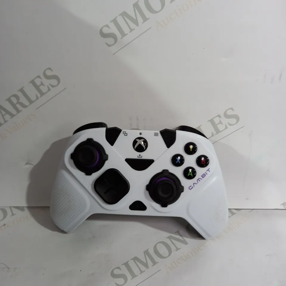 VICTRIX GAMBIT DAUL CORE XBOX CONTROLLER