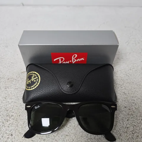 RAY-BAN ORB2140 WAYFARER SUNGLASSES - BLACK