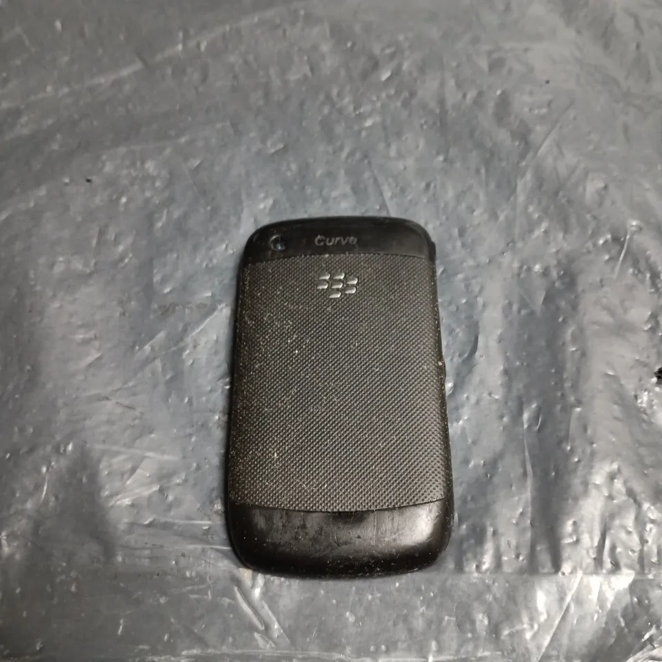 BLACKBERRY CURVE SMARTPHONE – BLACK WITH QWERTY KEYBOARD 