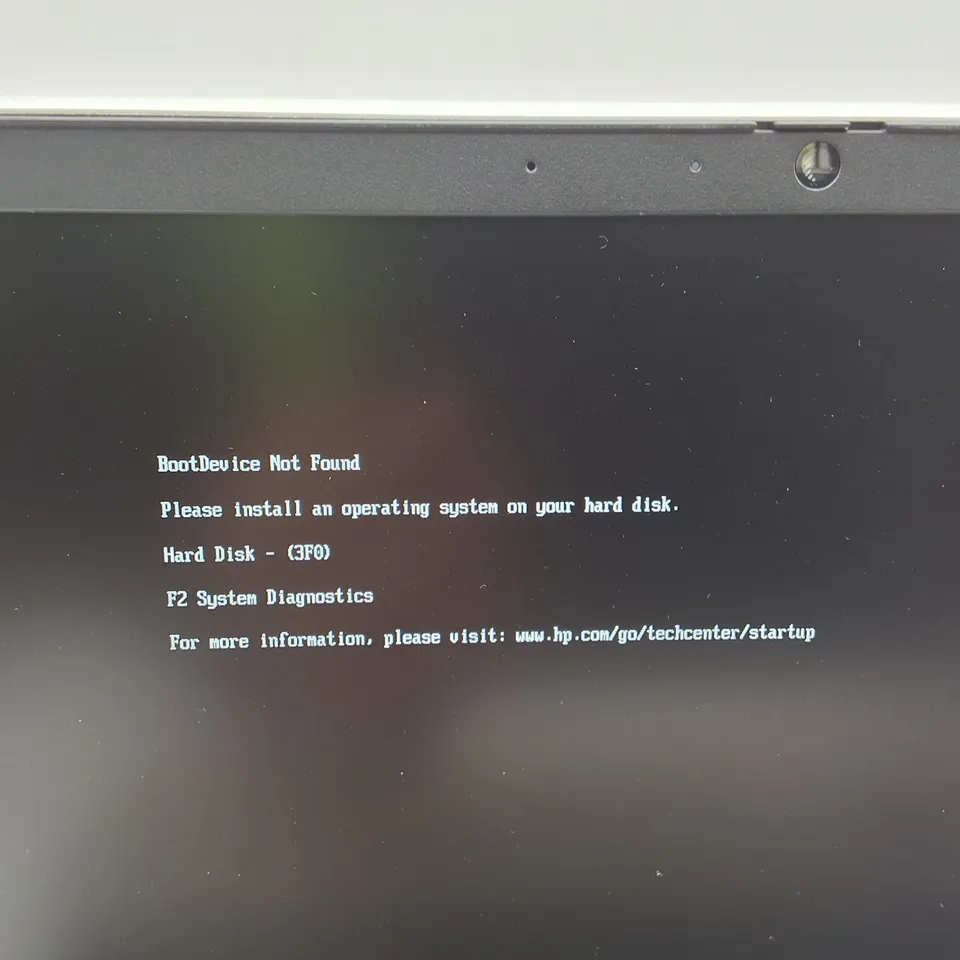 UNBOXED HP ELITEBOOK 640 G10 INTEL I5 LAPTOP IN SILVER