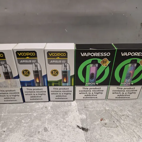 BOX OF APPROXIMATELY 18 ASSORTED E-CIGARATTES TO INCLUDE VAPORESSO, VOO POO ETC