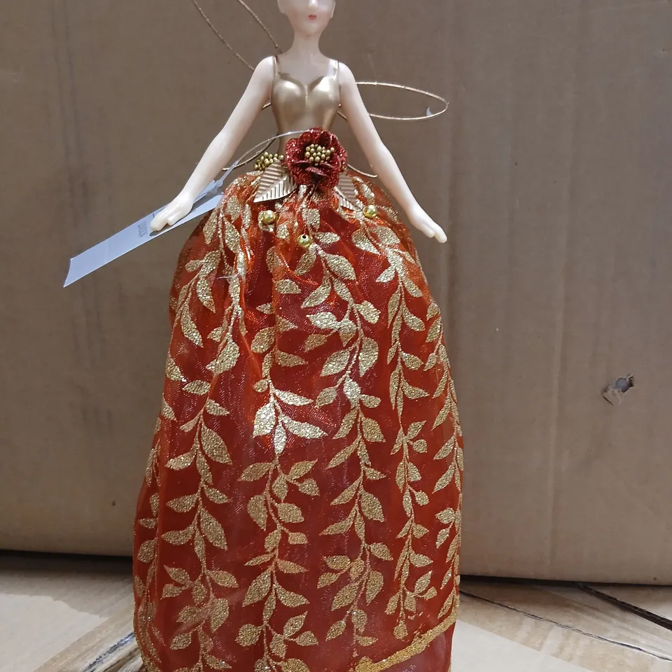 THIRTY SIX GISELA GRAHAM LONDON DECORATIVE DOLL IN RED AND GOLD LEAF-PATTERN GOWN
