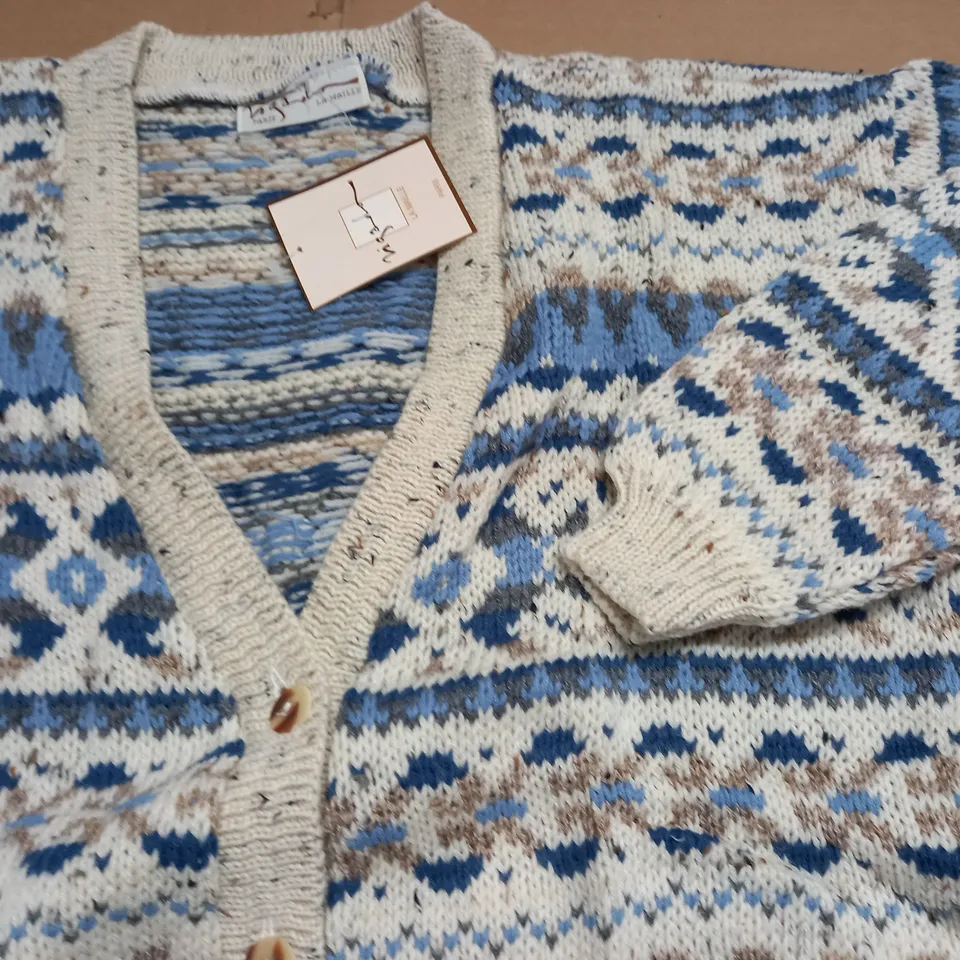 LOT OF APPROXIMATELY 15 LA MEILLE BUTTON V-NECK CARDIGANS - SIZE UNSPECIFIED