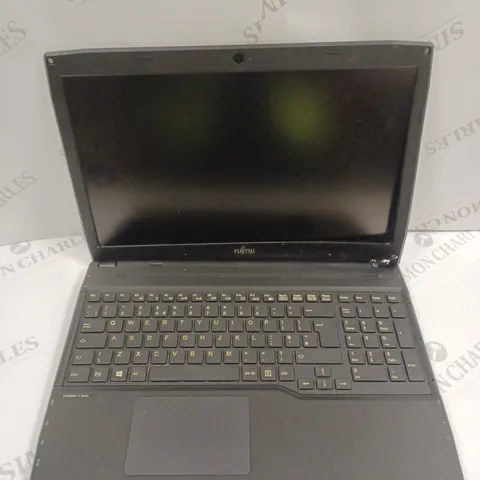 FUJITSU LIFEBOOK AH544 LAPTOP 