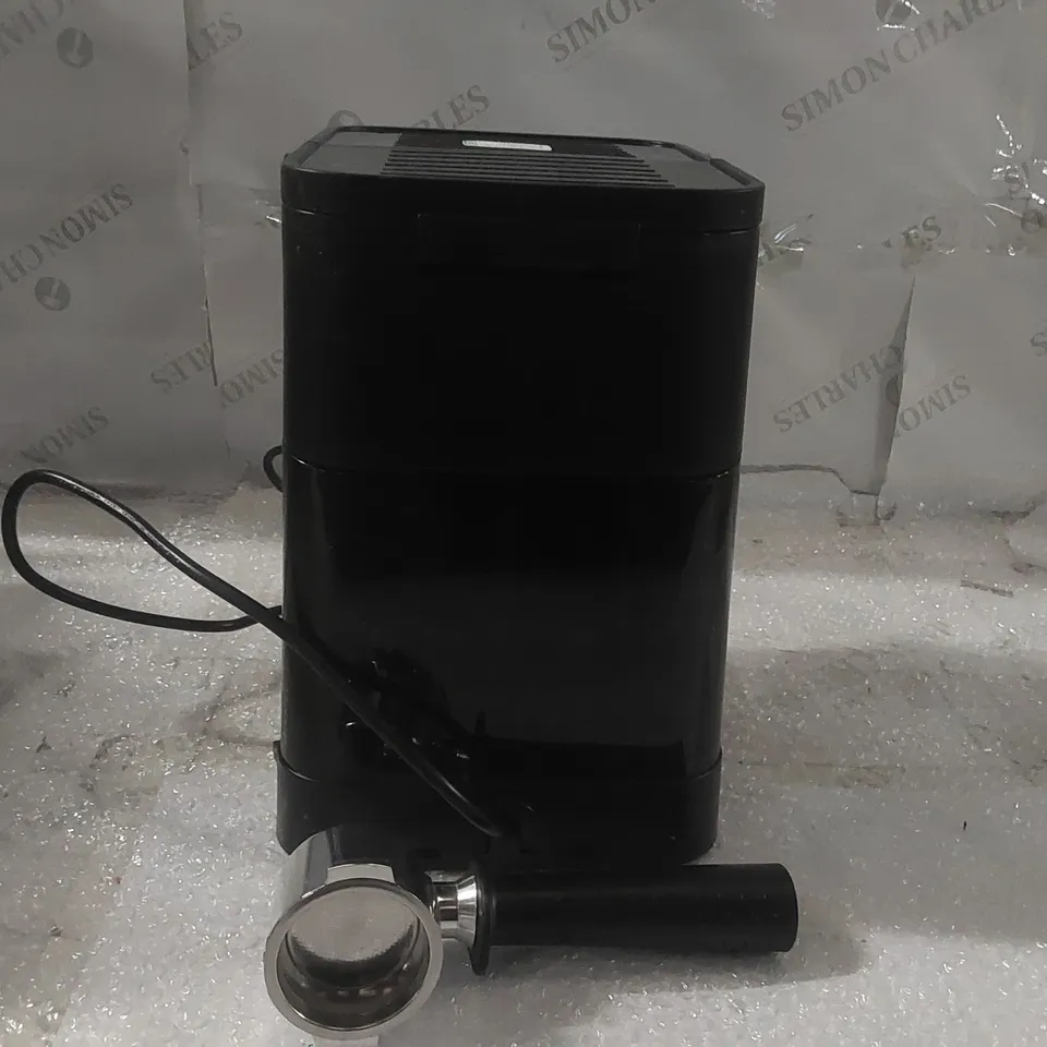 BOXED DELONGHI STILOSA ESPRESSO AND CAPPUCCINO COFFEE MAKER