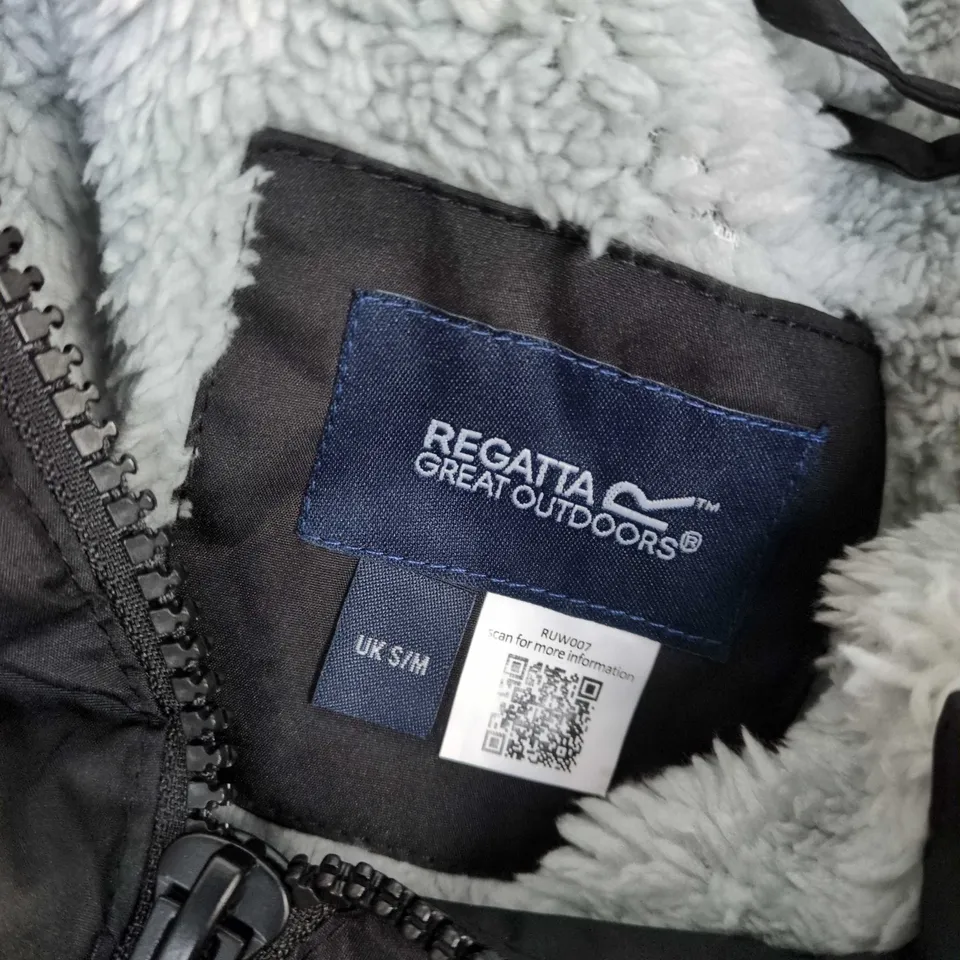 REGATTA GREAT OUTDOORS WOMEN'S BLACK HYDRAFORT COAT, UK S/M