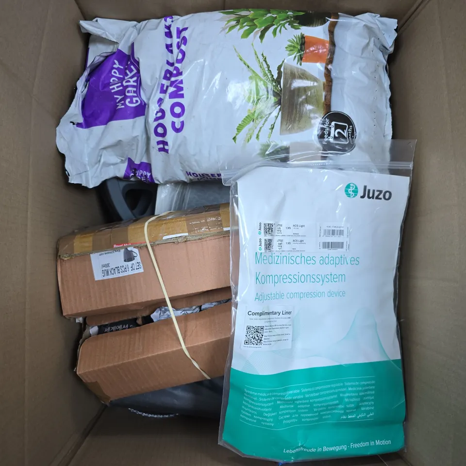 BOX OF APPROXIMATELY 15 ASSORTED HOUSEHOLD ITEMS