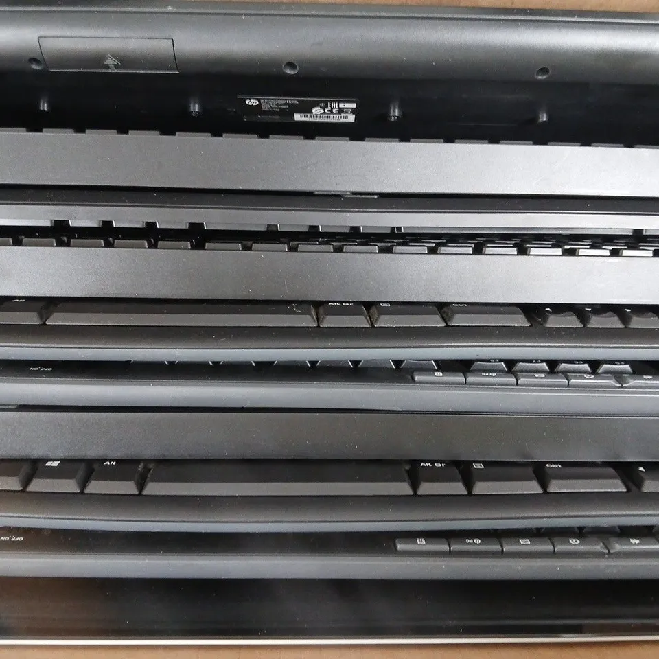 BOX OF APPROXIMATELY 10 ASSORTED COMPUTER KEYBOARDS