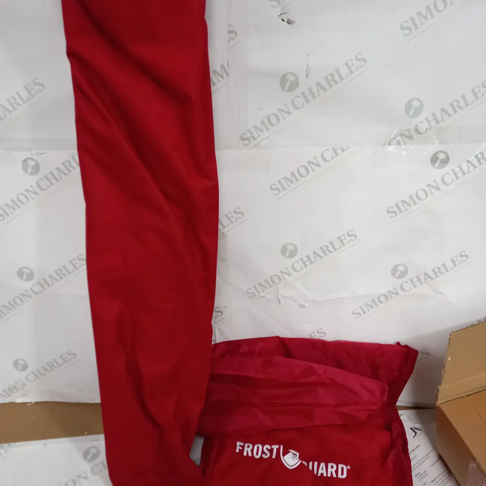 DELK FROSTGUARD PROTECTIVE VEHICLE WINDOW COVER SET IN RED 