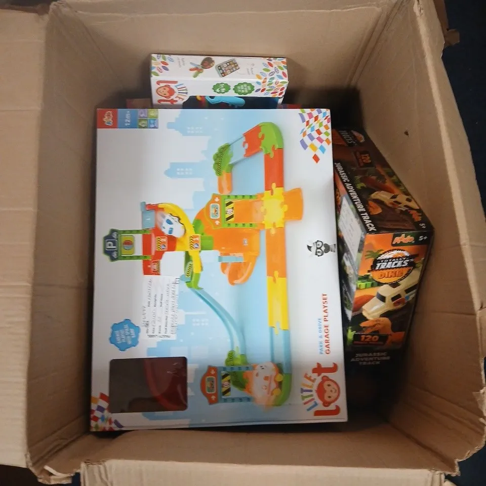 BOX OF APPROXIMATELY 10 ASSORTED TOYS TO INCLUDE: MONSTER WHEELS RC TRUCK AND BE MY BABY SET 