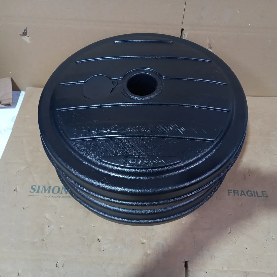 LOT OF 2 ASSORTED DESIGNER BLACK PLASTIC UMBRELLA BASES