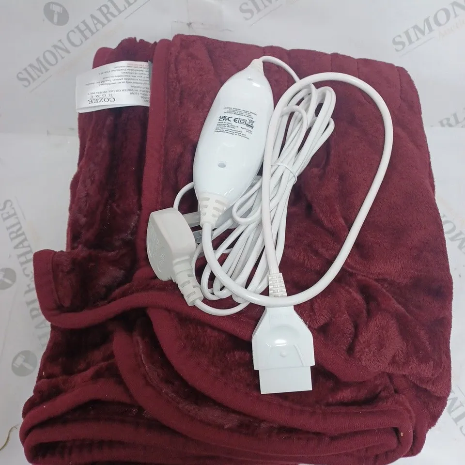 BOXED COZEE HOME HEATED THROW IN PLUM 