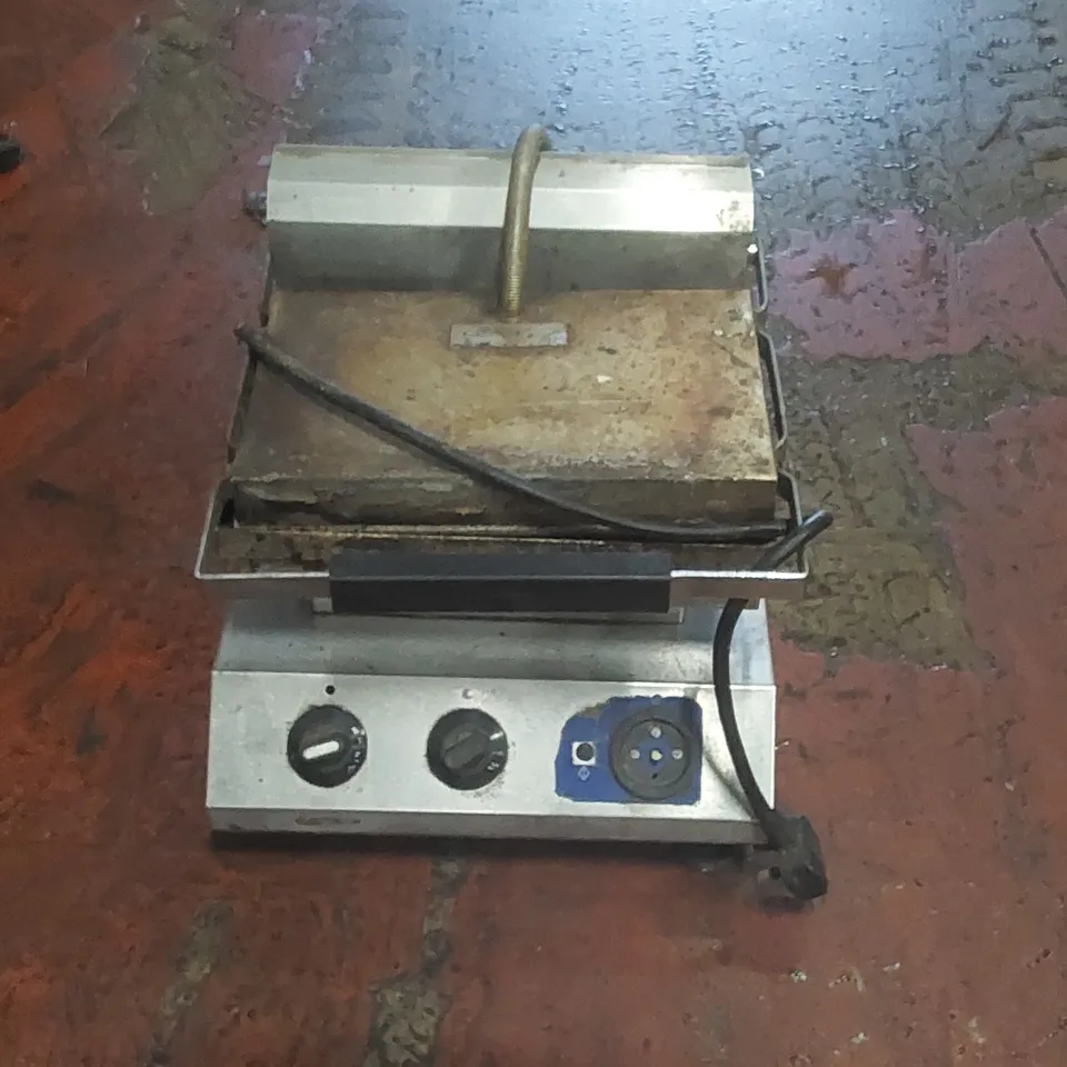 ROWLETT RUTLAND COMMERCIAL CONTACT GRILL