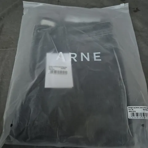 ARNE STRAIGHT LEG DENIM JEANS IN GREY WASH – SIZE UK 32L