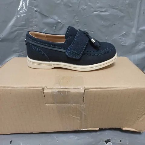 RIVER ISLAND YOUNGER BOYS TASSEL LOAFERS BLUE SIZE 8