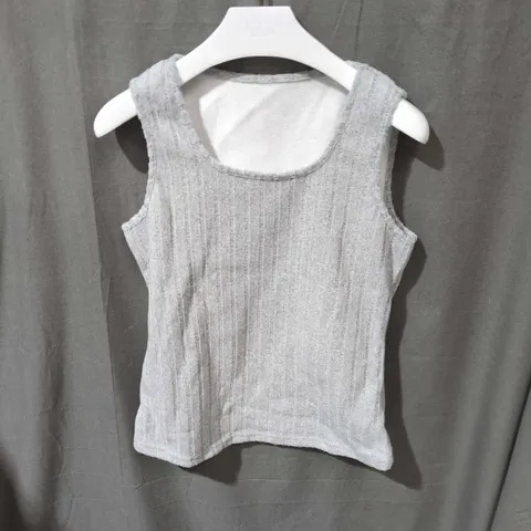 GREY RIBBED KNIT SLEEVELESS TOP SIZE L