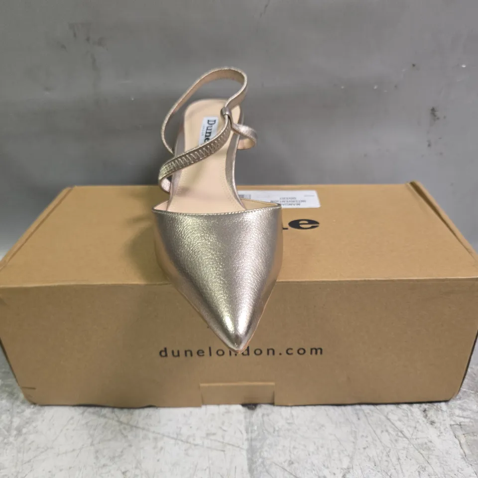 BOXED PAIR OF DUNE LONDON POINTED TOE LOW HEEL SHOES IN GOLD SIZE 3