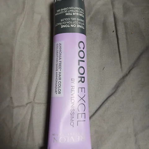 BOX 0F APPROXIMATELY 25 REVLON COLOR EXCEL AMMONIA-FREE HAIR COLOR CREAM – 70 ML-NO EXPIRY DATE SHOWN 